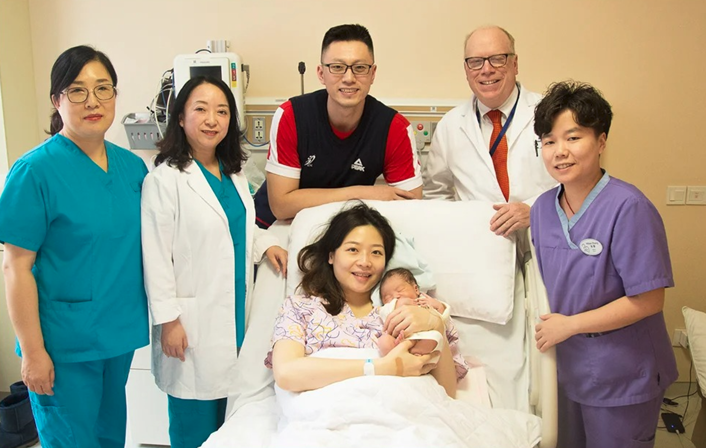 祝愿每个新, 回顾魏秋月, 袁灵犀是在