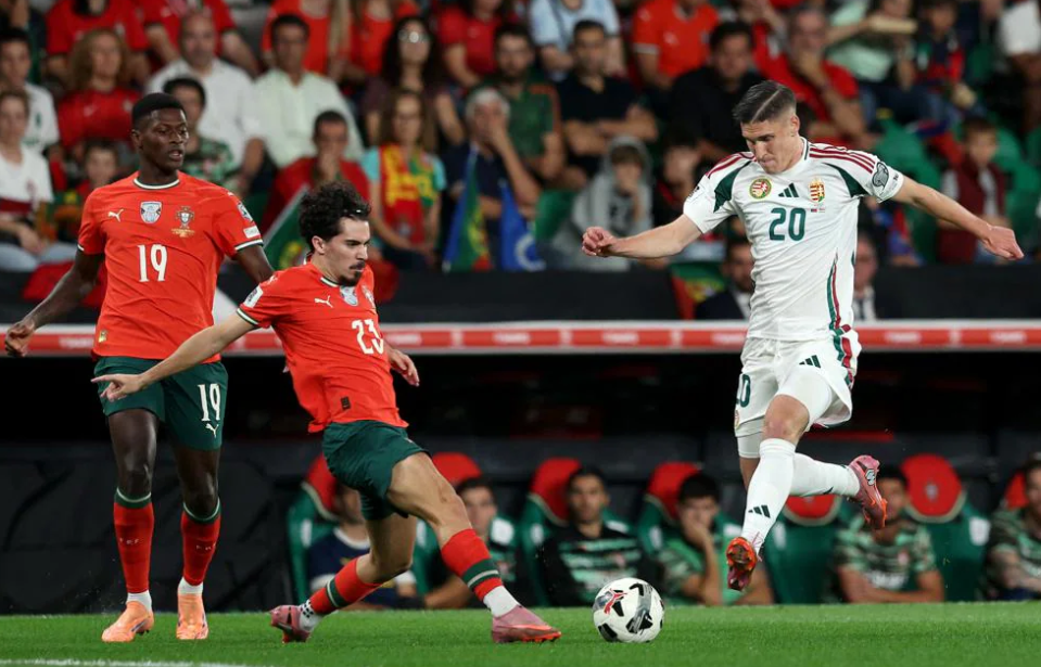 界杯, ffbc, 偏出 界杯, ffbc, 偏出